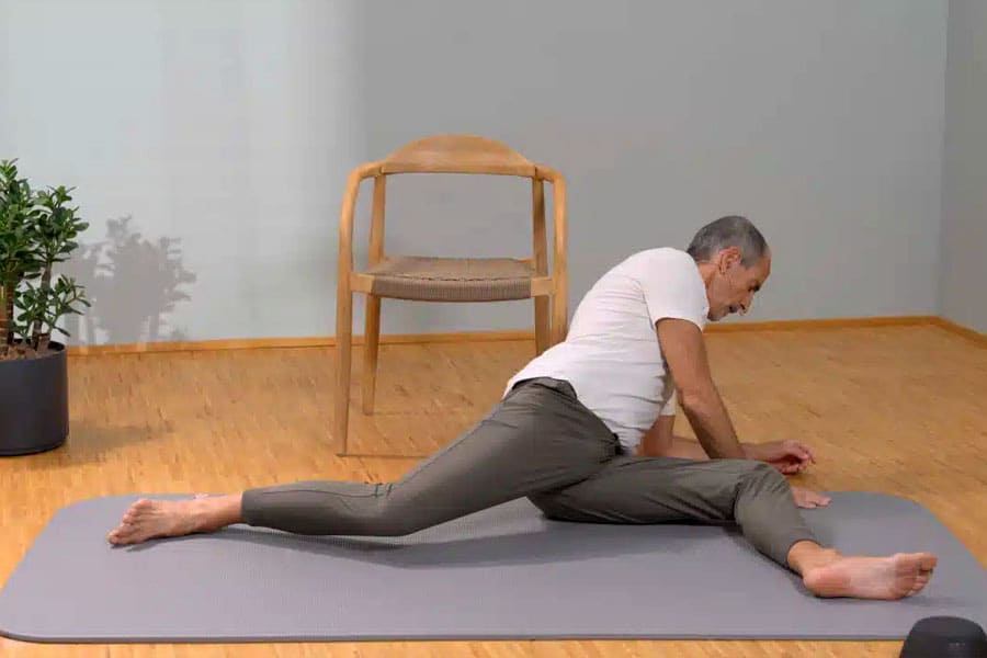 Hip pain-Gluteal Stretch -1