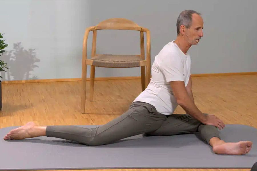 Hip pain-Gluteal Stretch -3