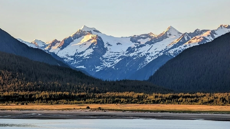 The Alaska Paradox: Getting Paid to Retire in the Wild—But Can You Afford the Bill?
