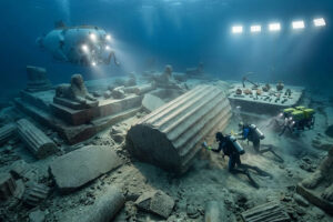 Echoes from the Abyss: How the Stones of the "Seven Wonders" Found Beneath the Sea are Rewriting Ancient History